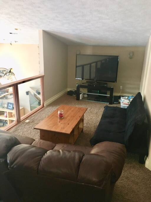 Loft overlooking great room