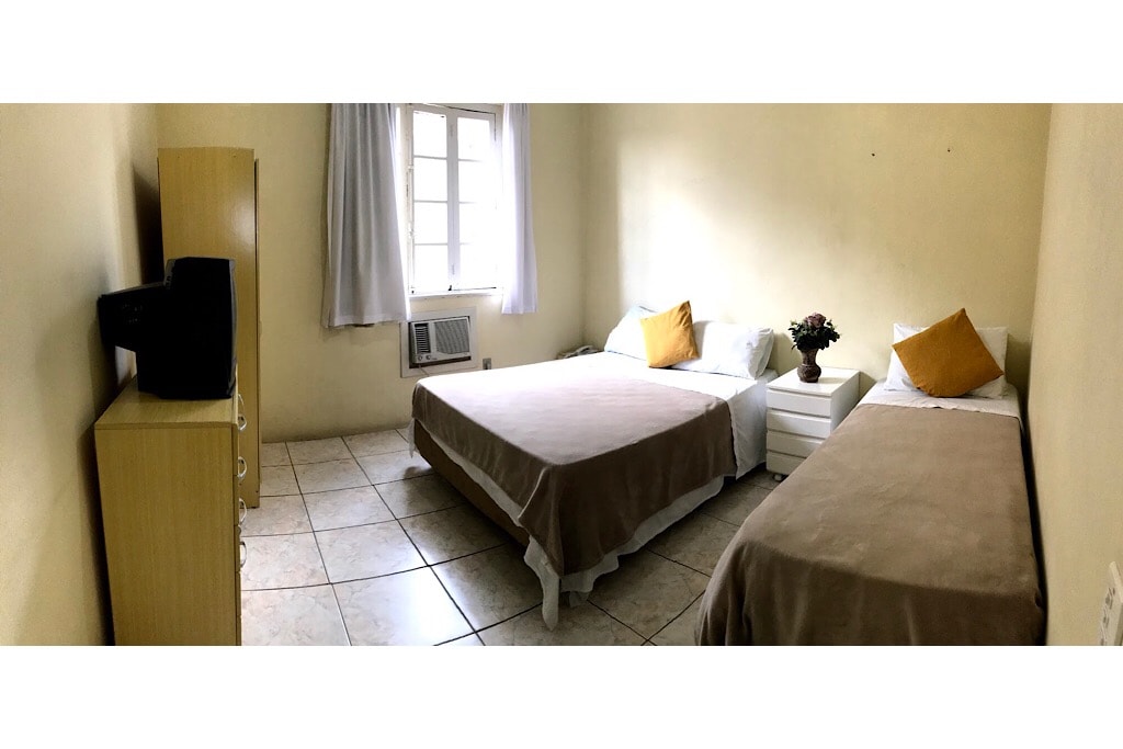 Krevat Casal Box; Krevat me një kuti;  Wifi; Telefon; Ajër i kondicionuar; TV;  