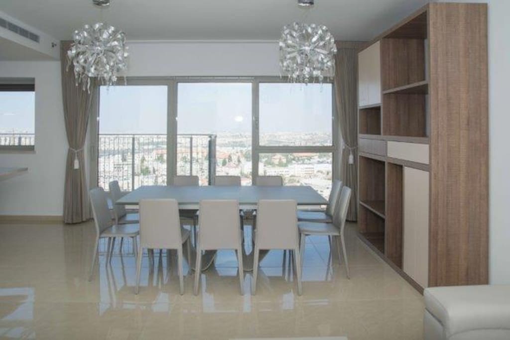Beautiful dining room overlooking the city