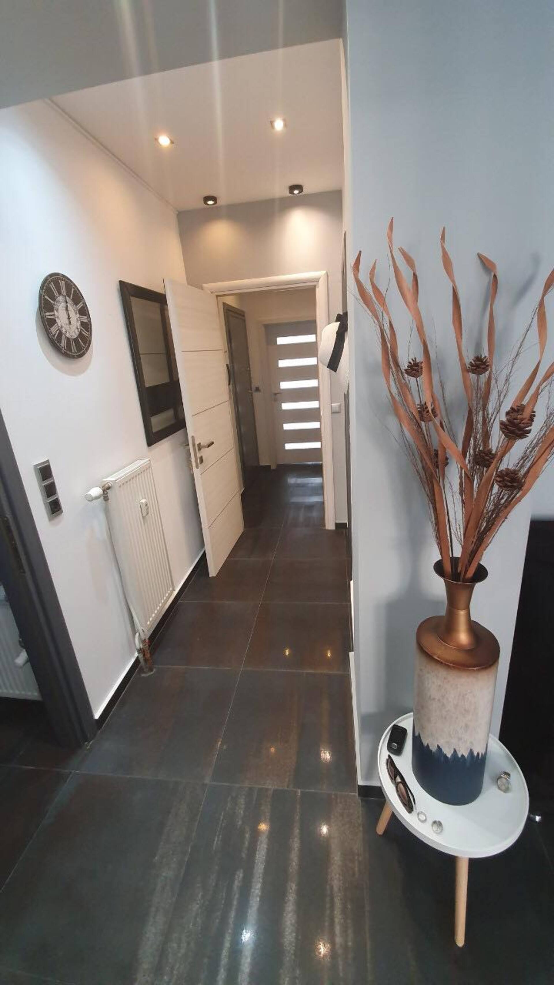 City Center Comfortable Studio Apartment — zdjęcie 5