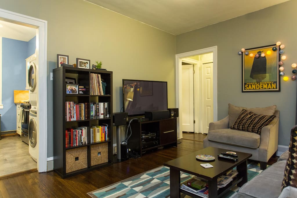 HDTV with 200+ channels, HBO, Netflix, Bose surround sound