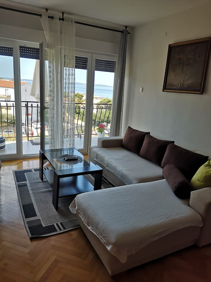 Cozy Apartment With Sea View - Podstrana