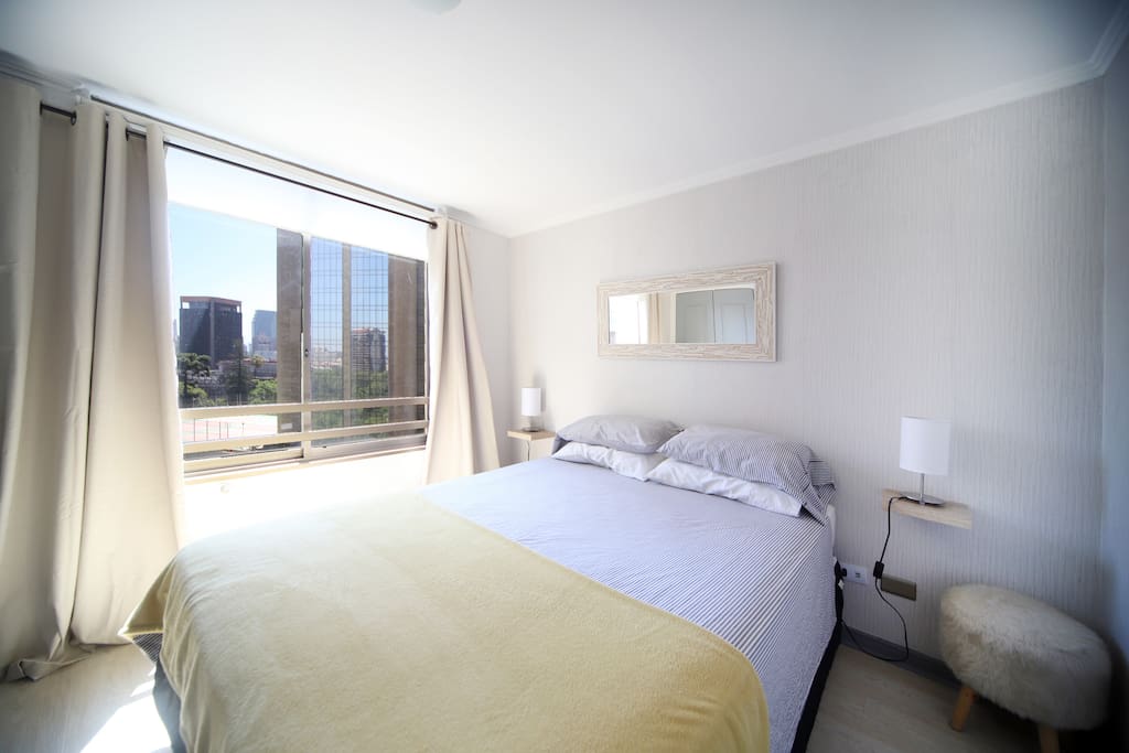 Master Bedroom - Queen Size Bed