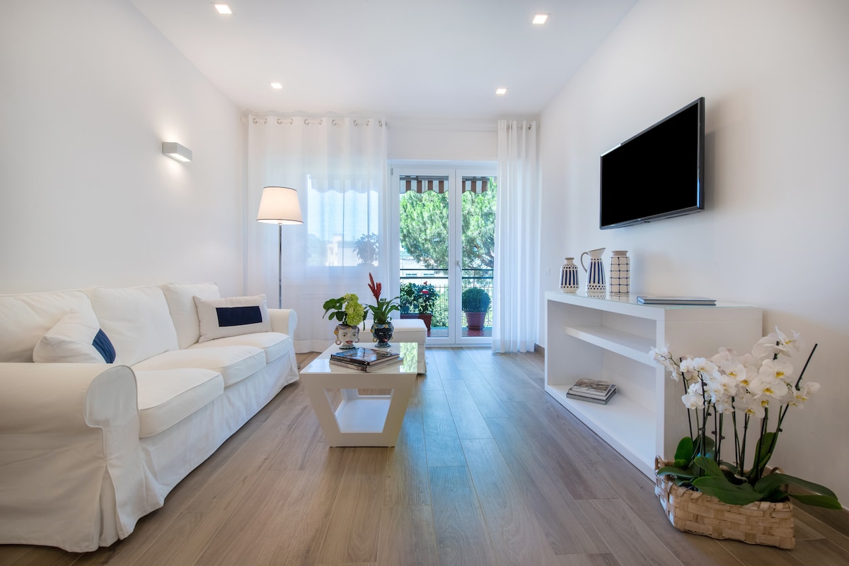 Top Airbnb: Solymar Blue House in Sorrento