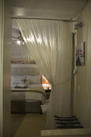 Endless Seaview Cosy 4 bedroom Home LavenderLaine gallery image 5