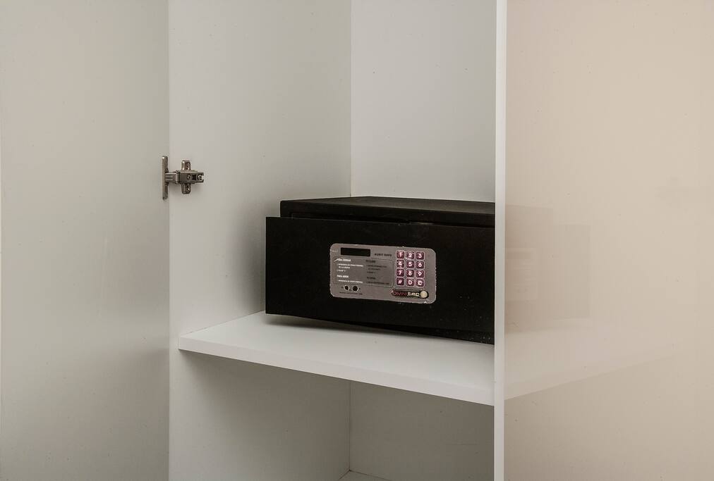 Safe Deposit Box