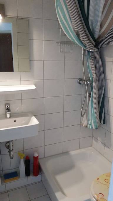 Toilet with washmachine