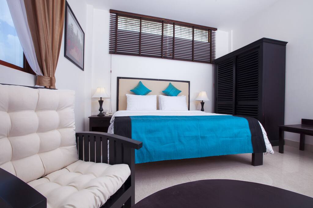 Standard Deluxe Room- 1King size bed