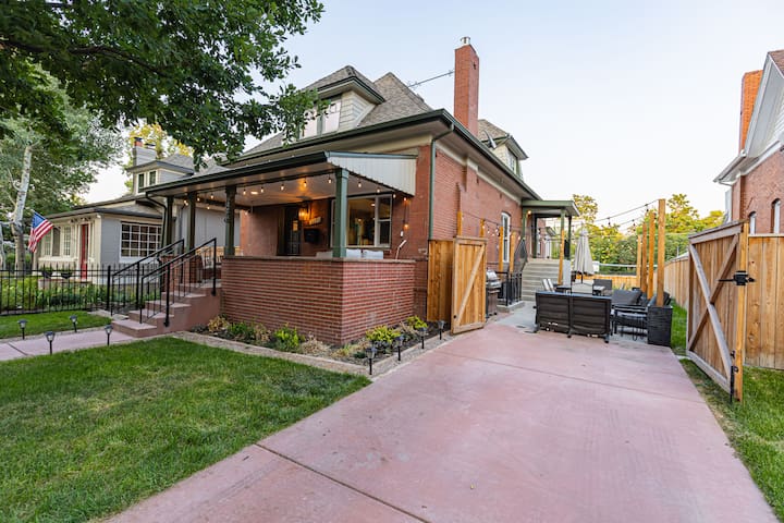 Group Retreat|6BR 6BA|2 Kitchen|LoHi|Easy Checkout