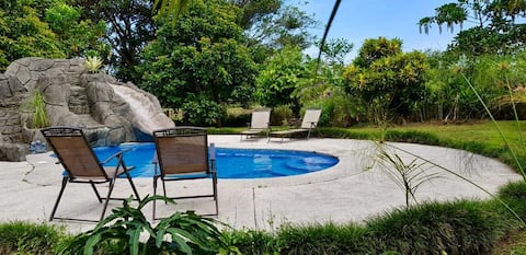 Countryside Villa w/ private pool near La Fortuna