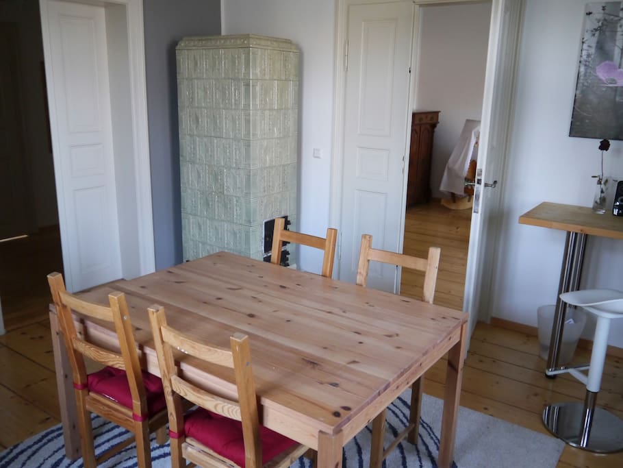 Arbeits- und Esszimmer