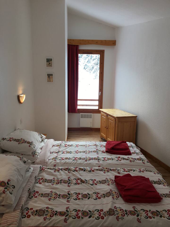 Chumba cha kulala cha ghorofani