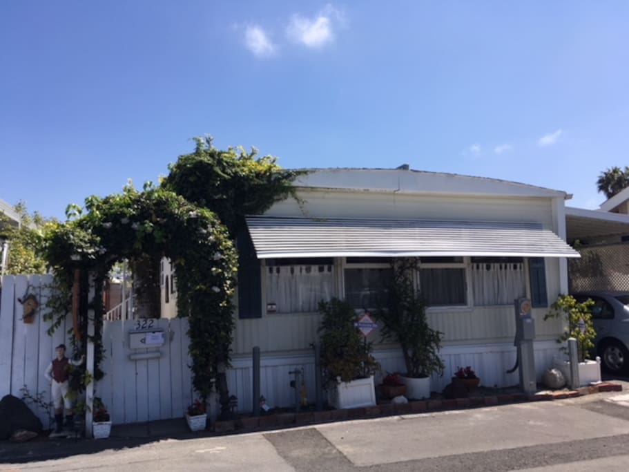 Entrance to charming cottage like mobile home