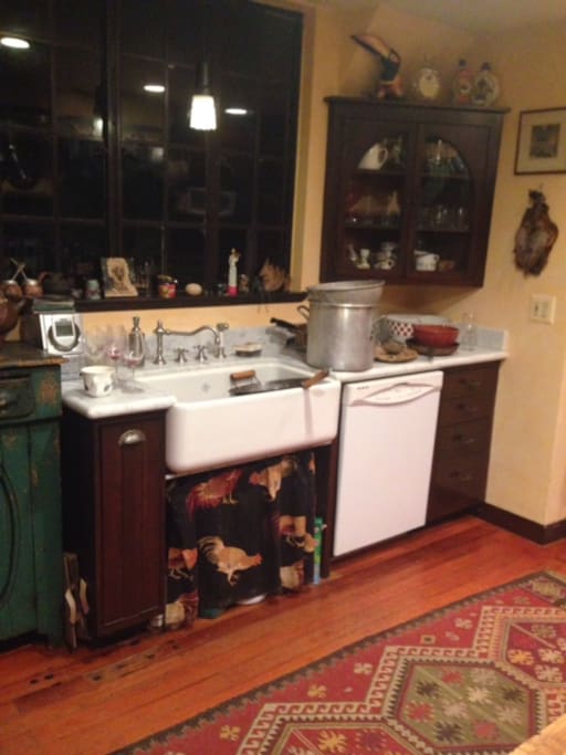 Kitchen sink