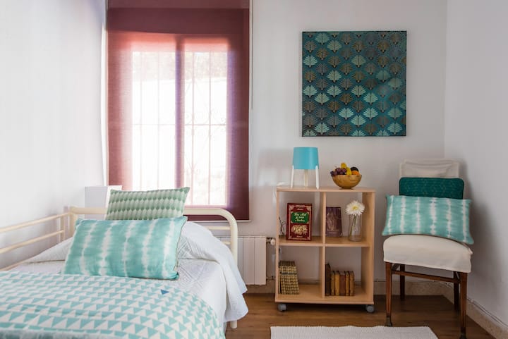 חדר שינה 2 מיטות