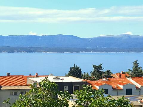 Superstay Bol with sea view ( 4 person )