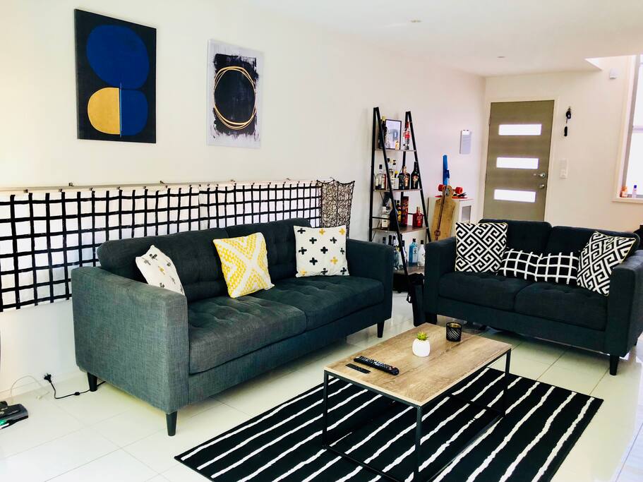 Lounge room