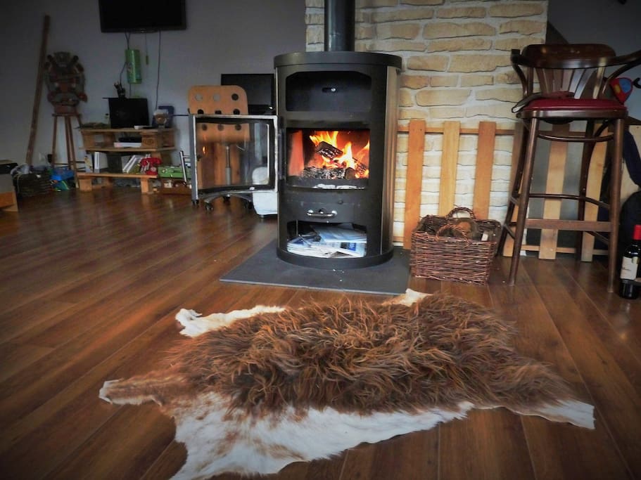 Au coin du feu, sur la peau de mouton irlandais et de vache...