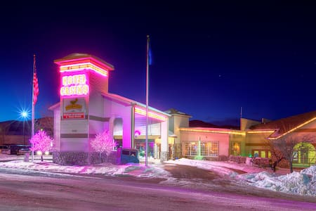 Prospector hotel & gambling hall