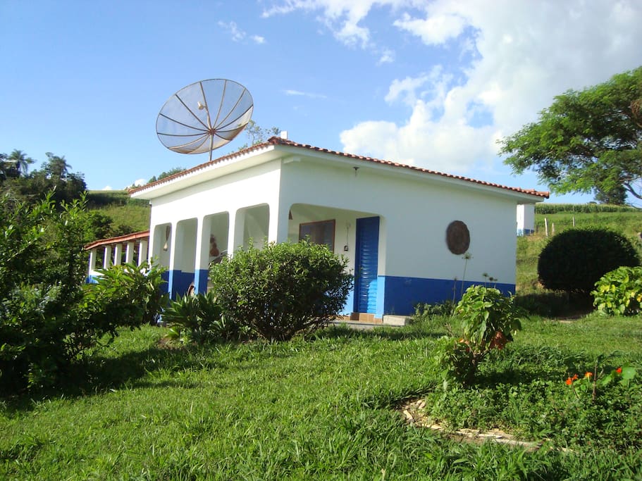 Vista geral do quarto.