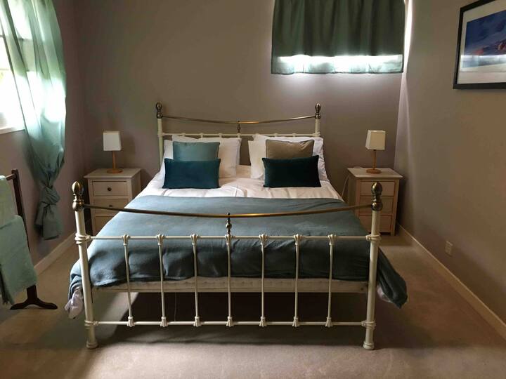 Საწოლი 193 × 203 სმ