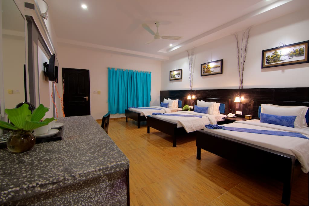 Triple Room