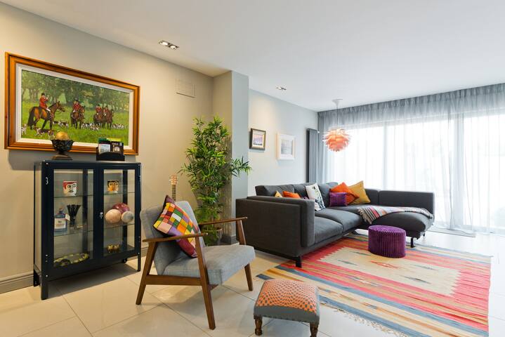 Phoenix Park , wonderful home away from home! gallery image 3