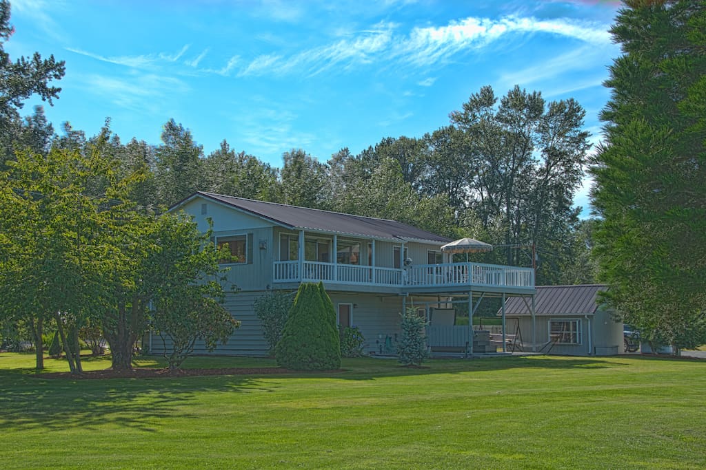 Maplehurst Farm Guest House Houses for Rent in Mount Vernon