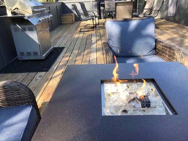 40% OFF | Roof Top | 4 miles to Broadway gallery image 4