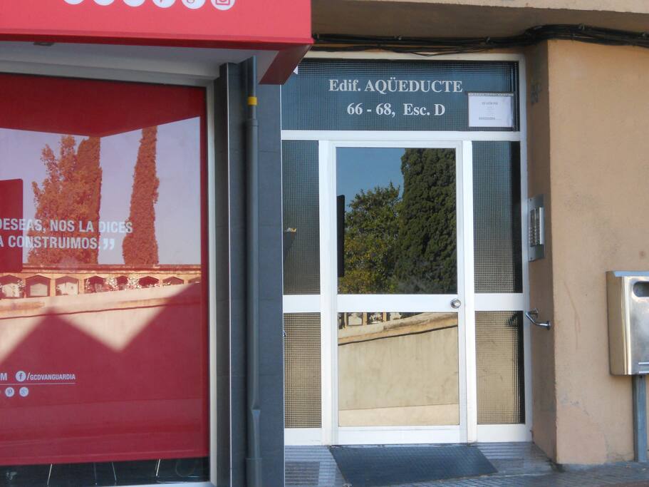 entrada edificio
