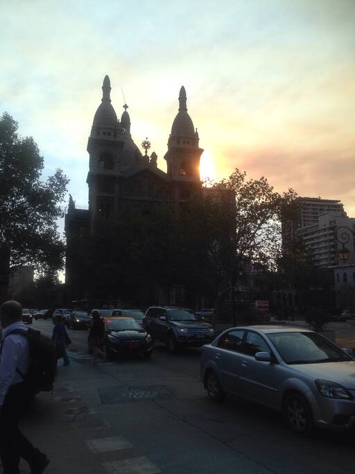 Cerca de iglesias y parque
