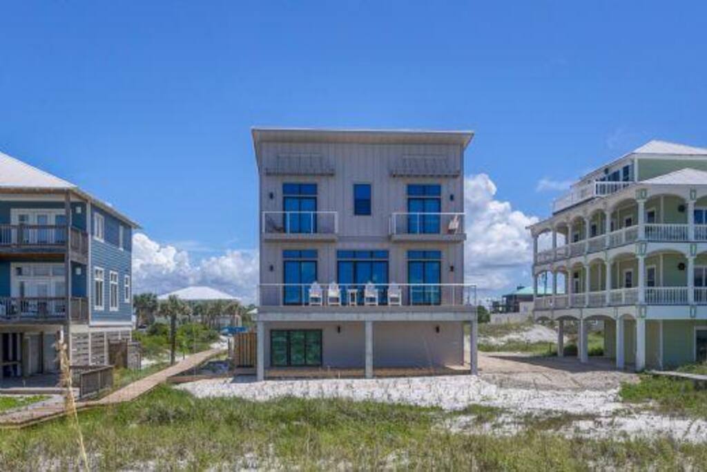 Beachside Exterior