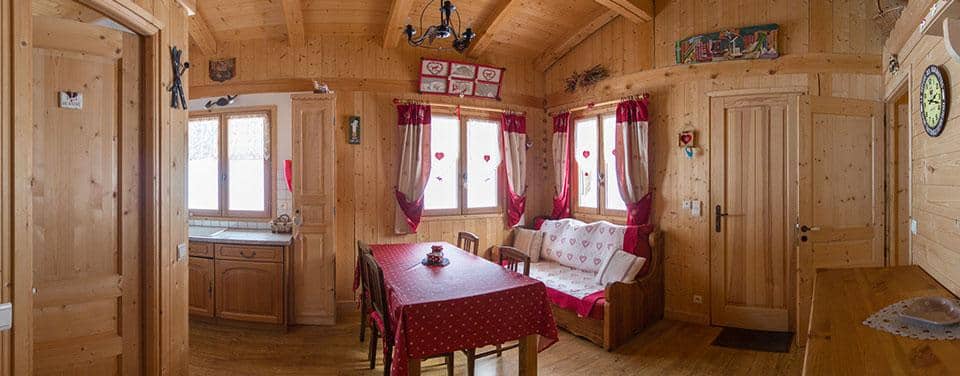 A little Savoyard chalet below La Princesse, Demi-Quartier, Megève, France, photo 5 of 10