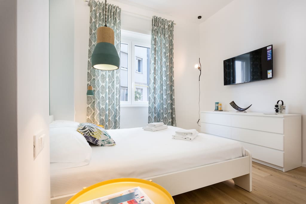 The Bedroom: the comfortable double bed with soft bed-linen and towels