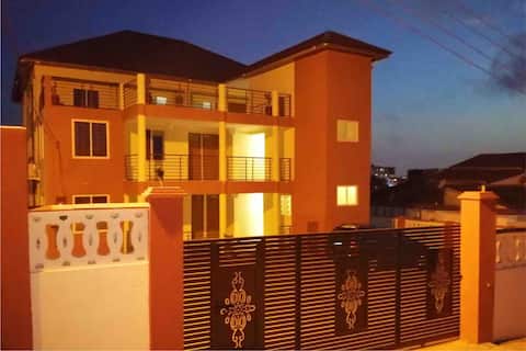 GUSSYS HOMES - Apartment 5