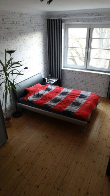 Schlafzimmer | Bedroom
