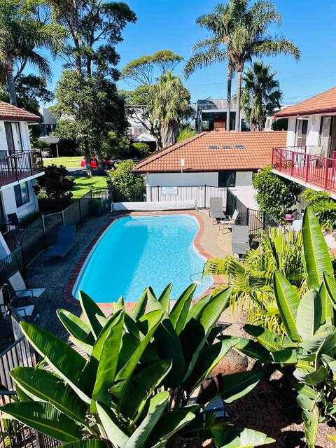 Hibiscus Cottage Family Friendly, 250mtrs to Beach
