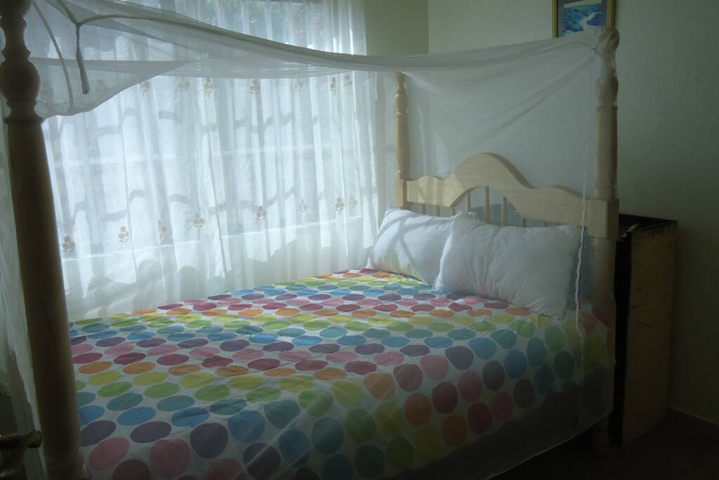 Single bedroom