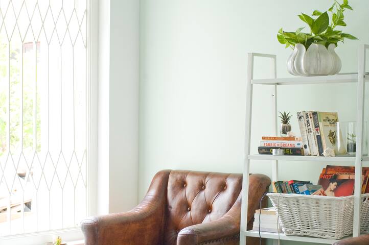 One bedroom AC Studio apartment near White Town