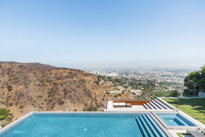 Modern Hercules gallery image 5