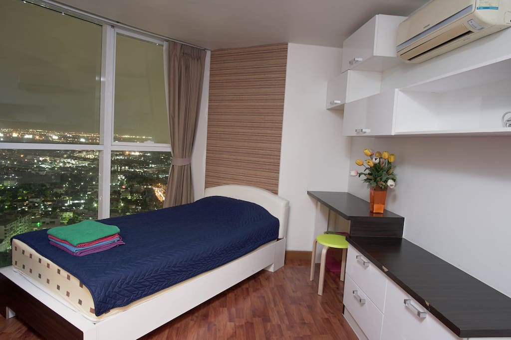 Second Bedroom with Single Bed (for 1 person)