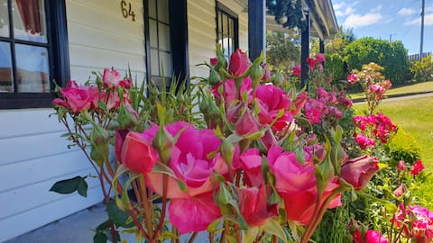 Ingleson cottage