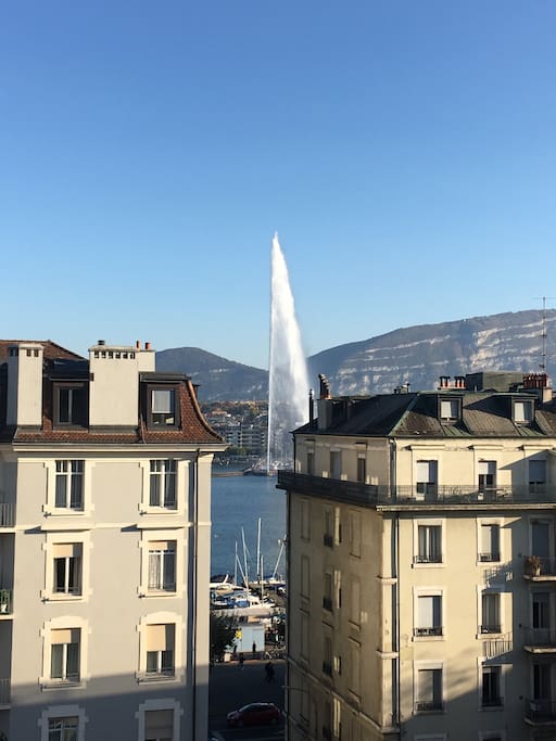 Beautiful view on the jet d eau from the apartment