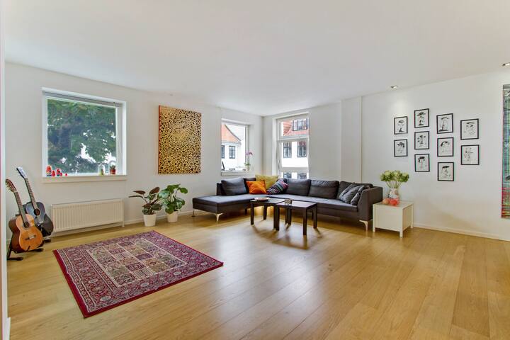 Copenhagen City LUX – SUPER HOST! gallery image 4