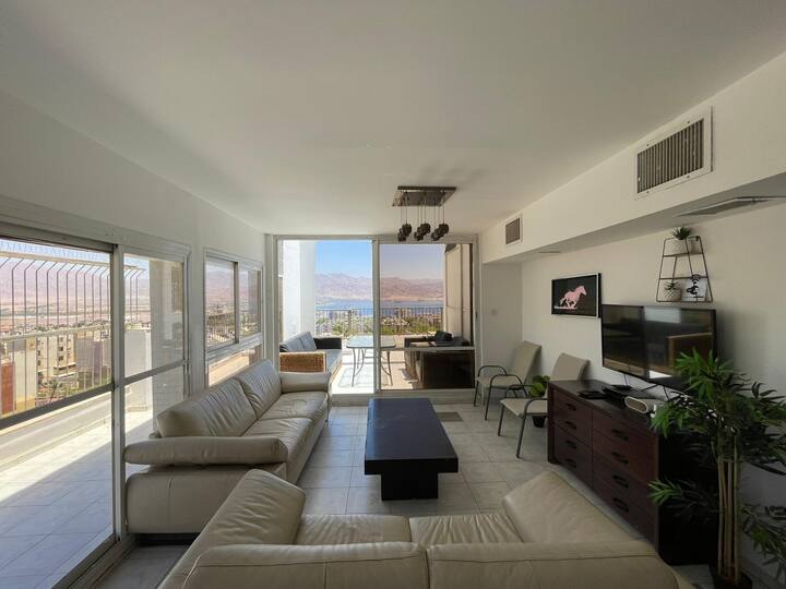 A dreamy penthouse with the best view of the sea Condominiums for