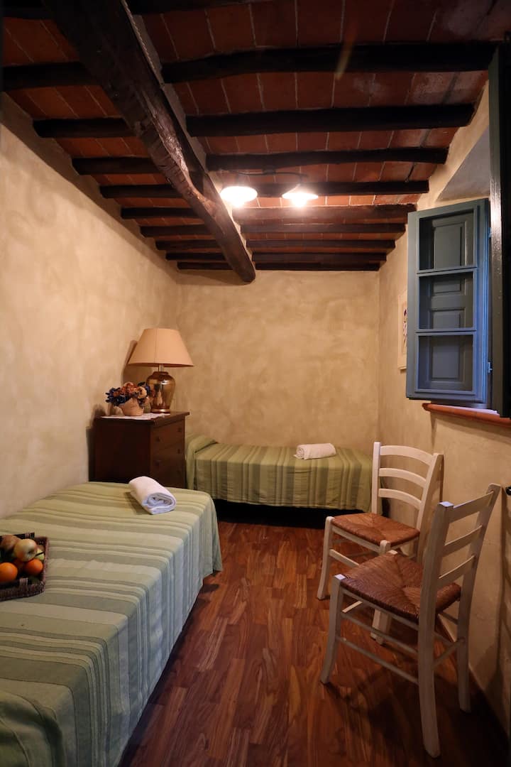 Bedroom single beds apartment Melania