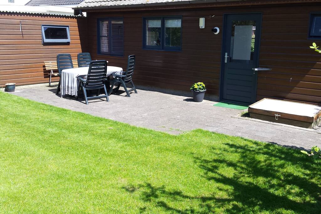 Terras bij het huisje
