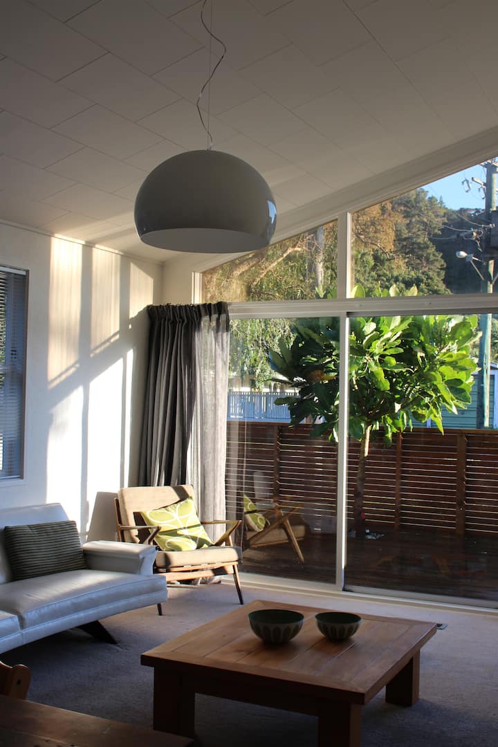 10 Best Airbnb Vacation Rentals In Eastbourne, New Zealand Updated