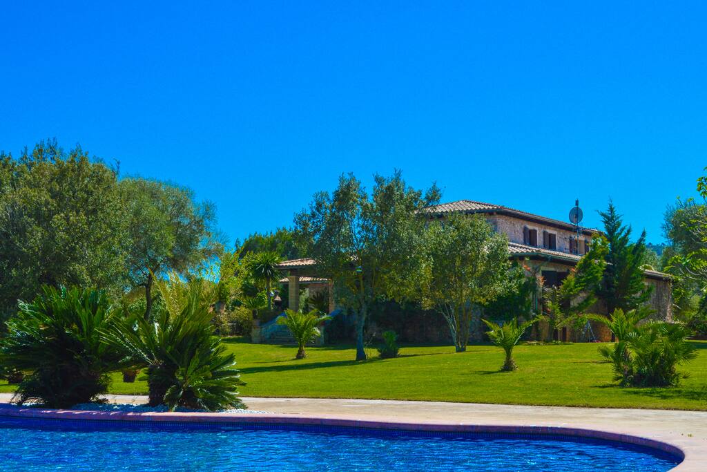 pool