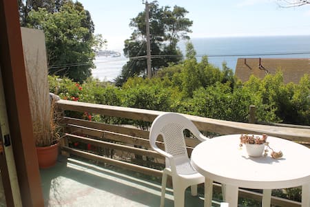 (9) ACOGEDORA CABAÑA CON VISTA AL MAR